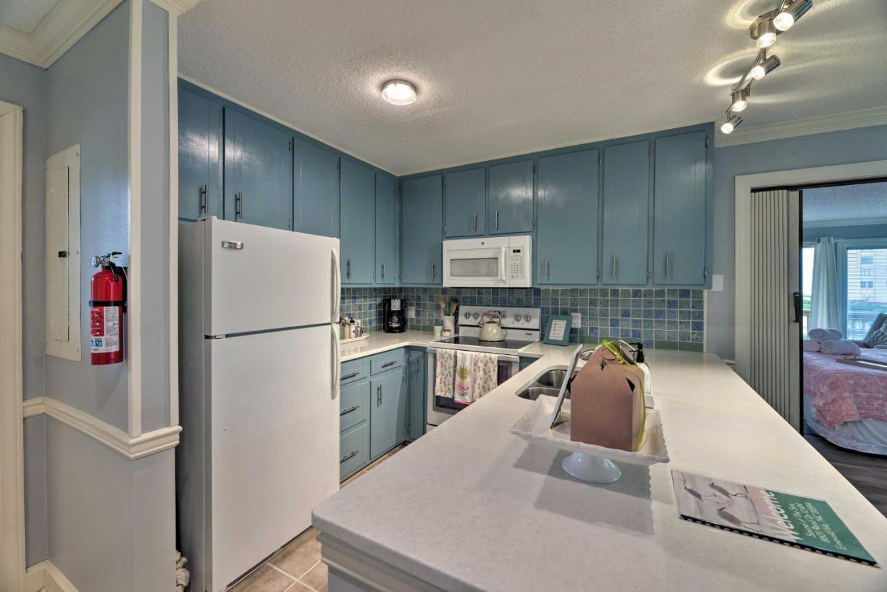 Bright Emerald Isle Condo With Private Beach Access! ภายนอก รูปภาพ